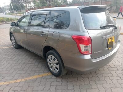 2011 Toyota fielder