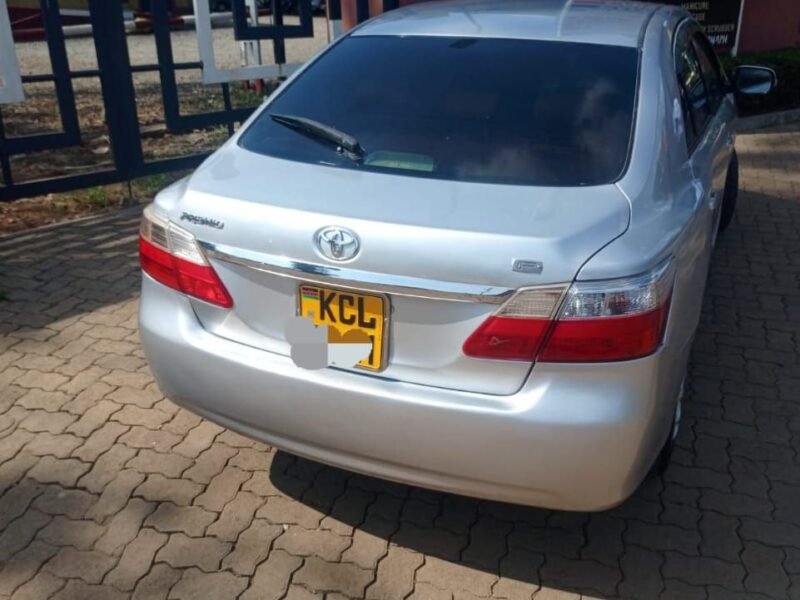 2010 TOYOTA PREMIO