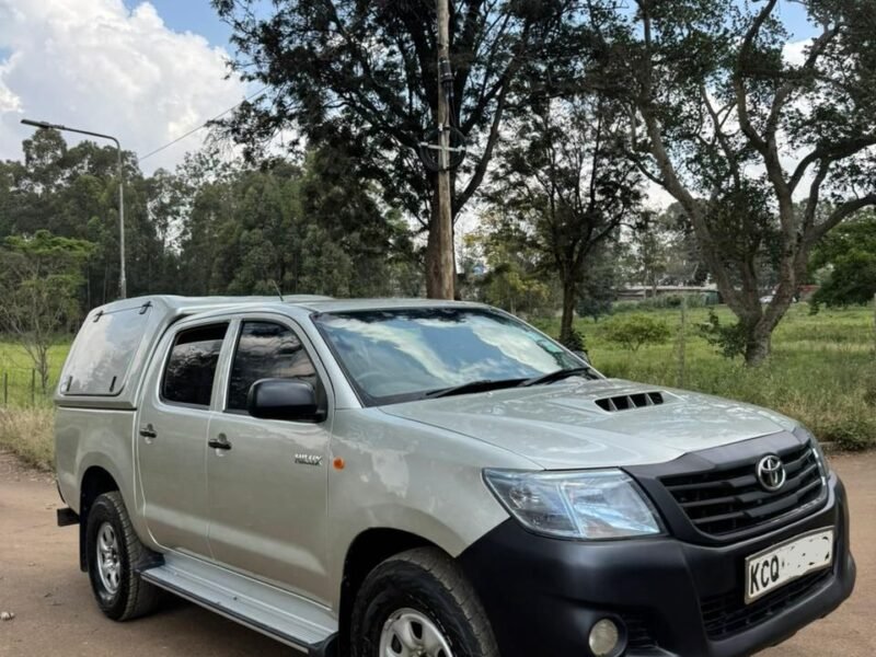 2013 Toyota Hilux DCAB 4WD