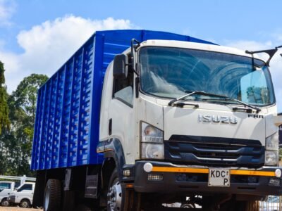 2021 Isuzu FRR