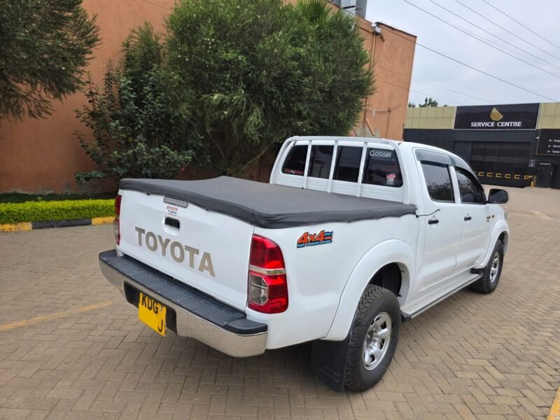 2014 Toyota hilux dcab pickup