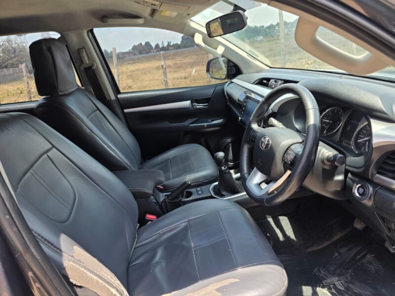 2021 Toyota hilux dcab pickup