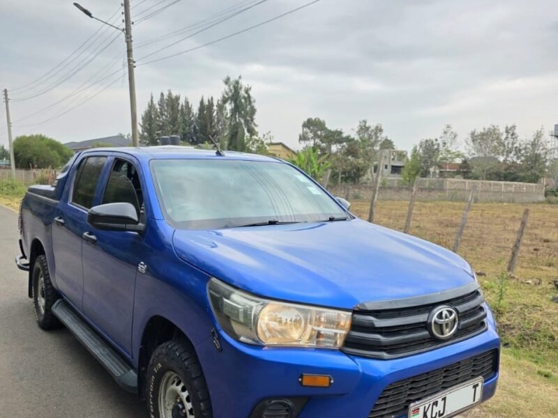2016 Toyota hilux dcab pickup revo