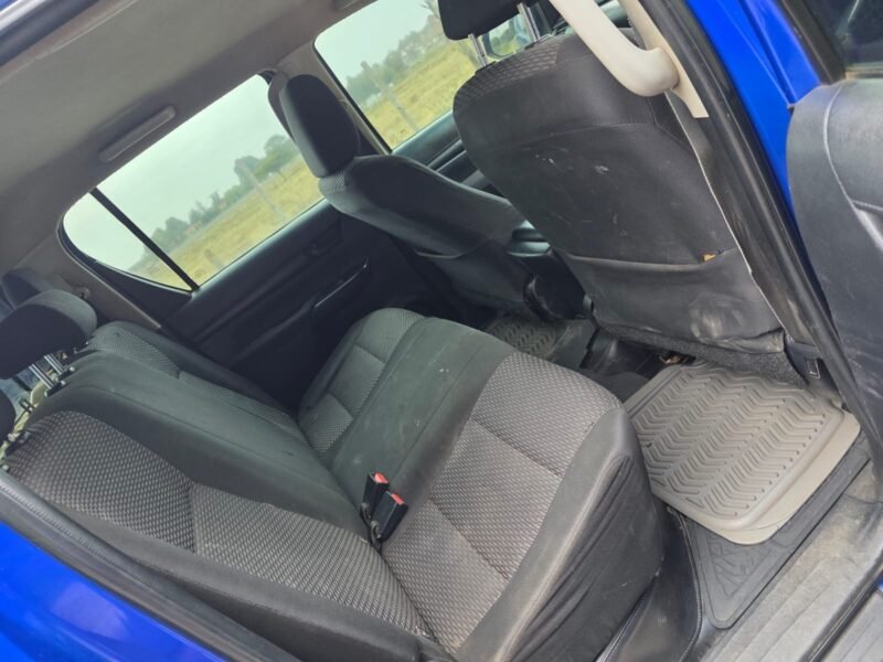 2016 Toyota hilux dcab pickup revo