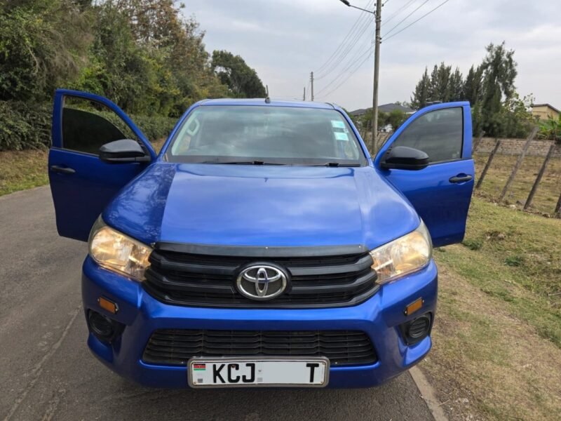 2016 Toyota hilux dcab pickup revo