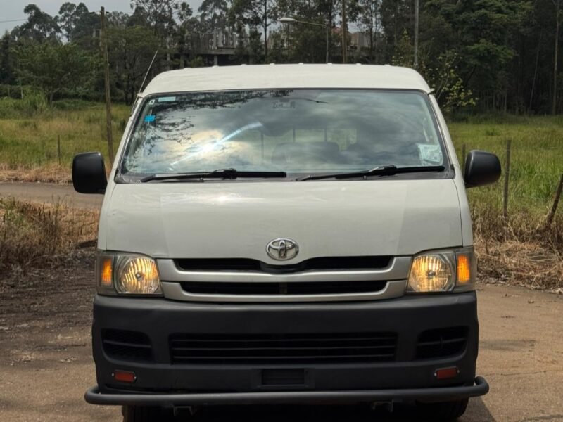 2009 TOYOTA HIACE 9L