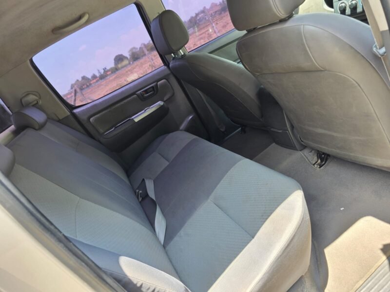 2012 Toyota hilux dcab pickup