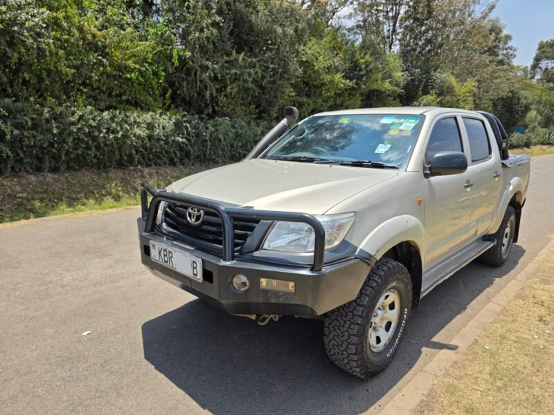 2012 Toyota hilux dcab pickup