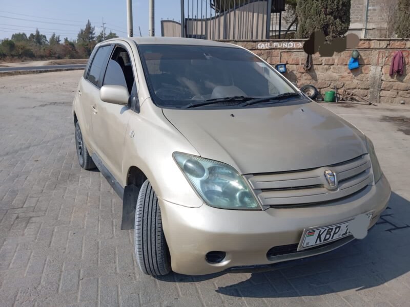 2006 Toyota IST