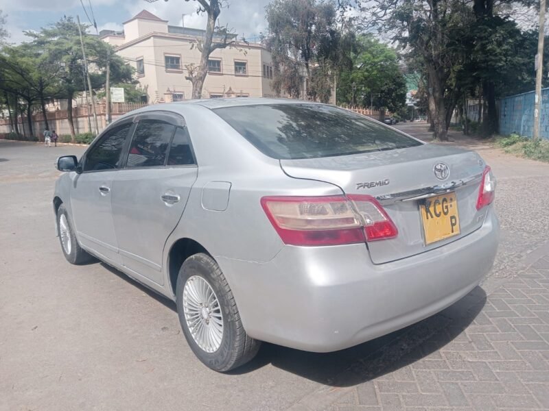 2010 Toyota Premio