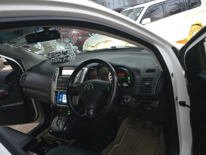 2012 Toyota Harrier