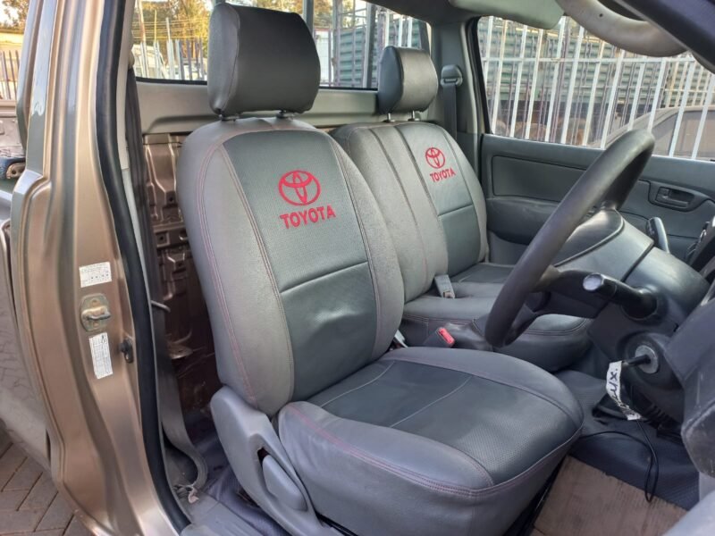 2011 Toyota Hilux