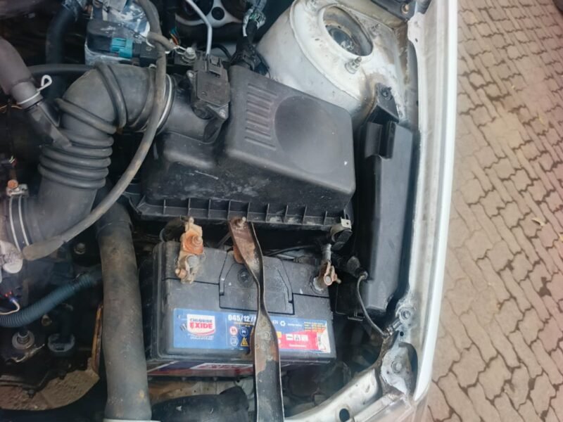 TOYOTA NZE