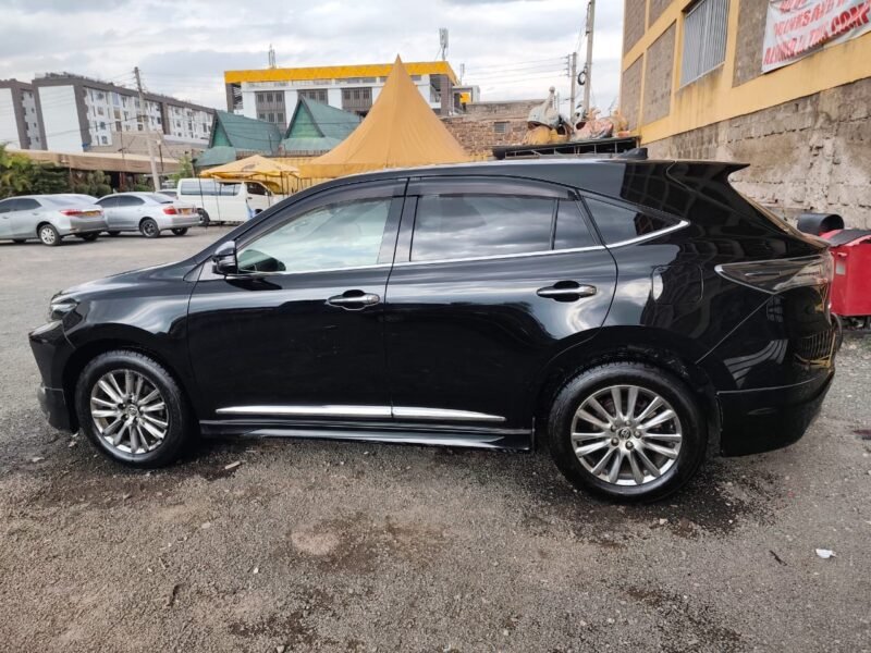 2016 Toyota Harrier