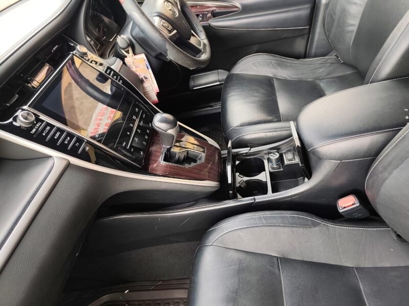 2016 Toyota Harrier